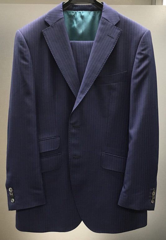 Akiko Koba, the creative director of FORTUNA Tokyo starts tayler made suits.