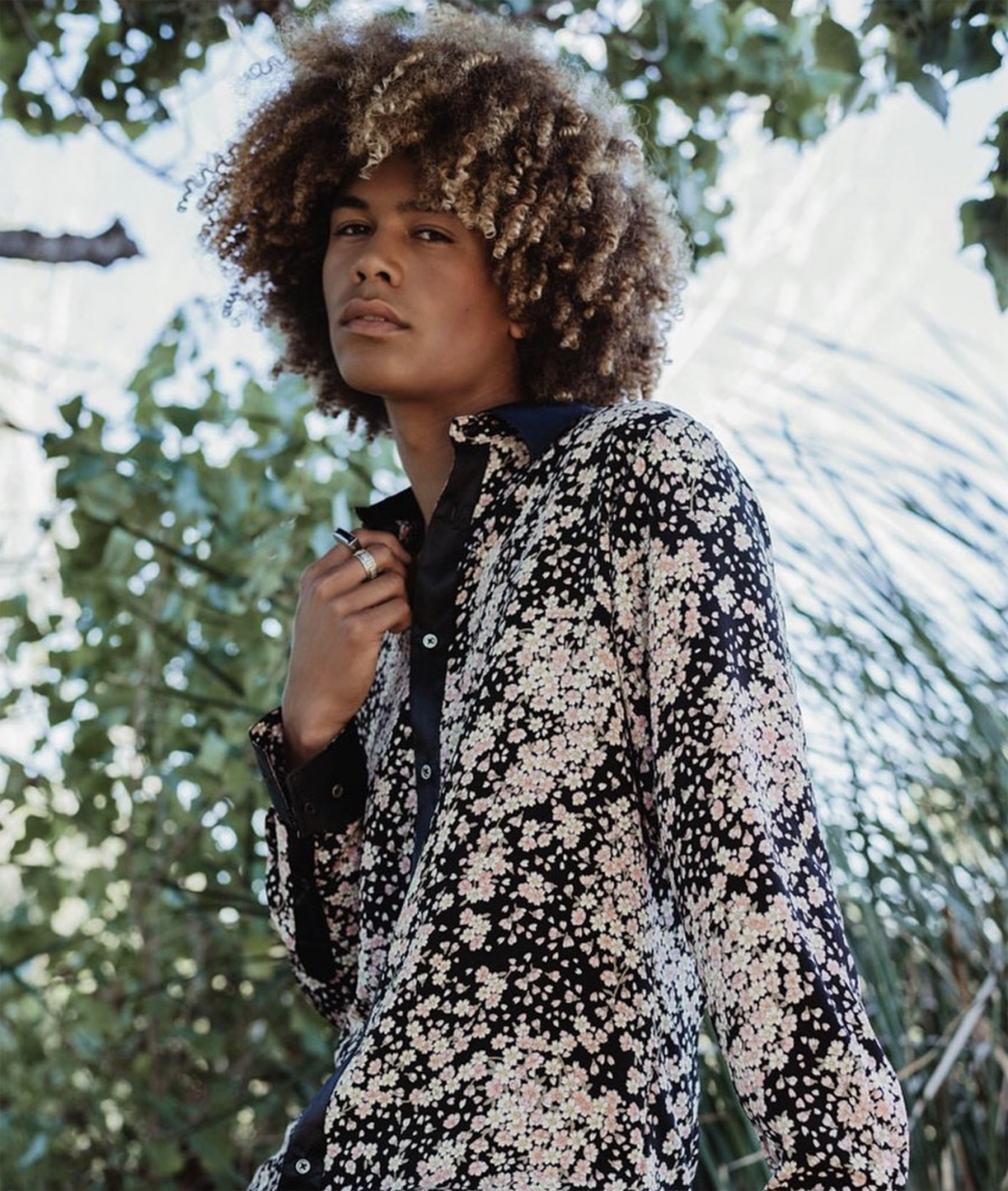 Men’s Unisex Sakura Crepe Dress Shirt Long Sleeve -16. Samurai Cherry Blossoms Pattern Made in Japan FORTUNA Tokyo