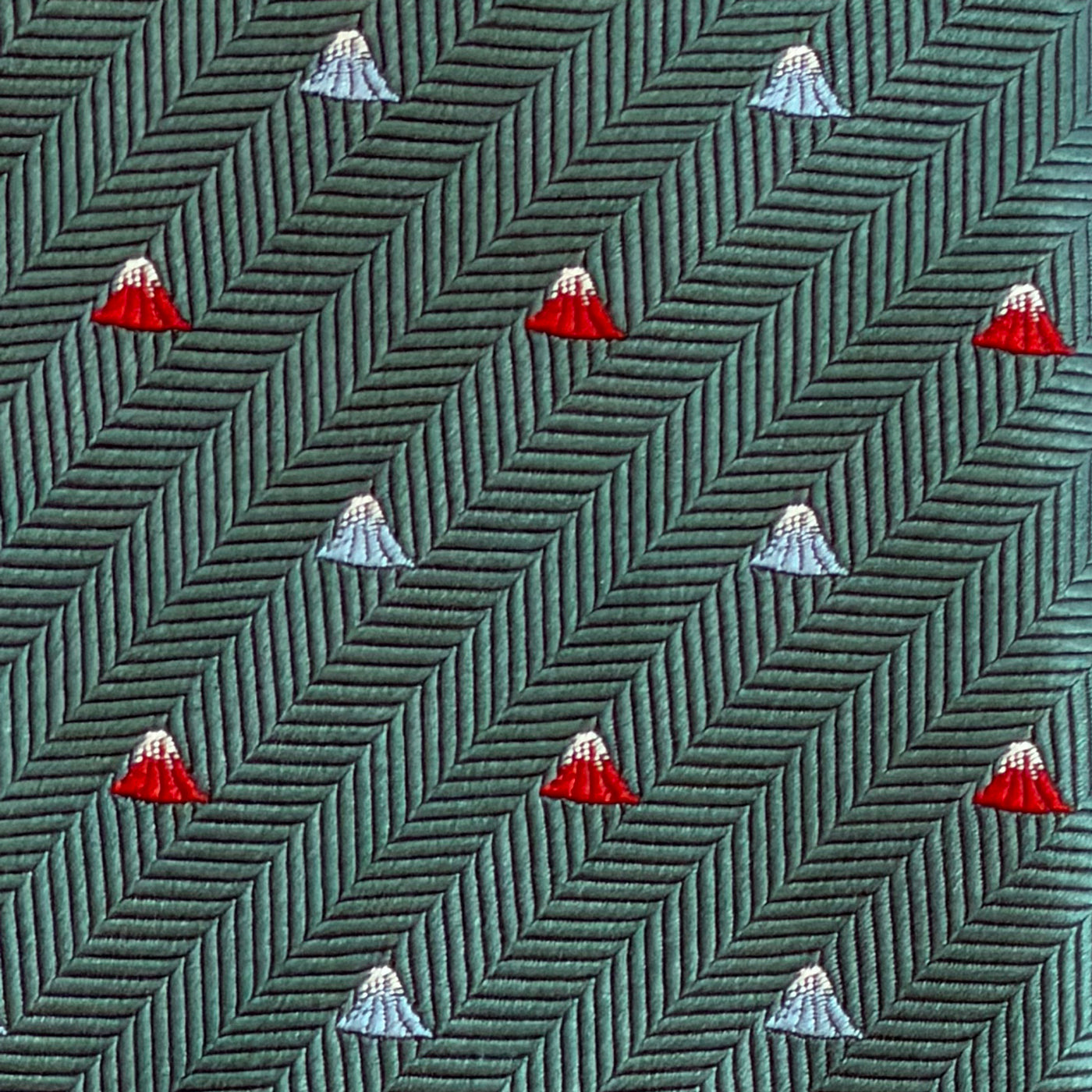 Men’s Jacquard Woven 100% Fujiyama-ori Silk Tie -29. Red Fuji -Mt. Fuji Pattern Made in Japan FORTUNA Tokyo