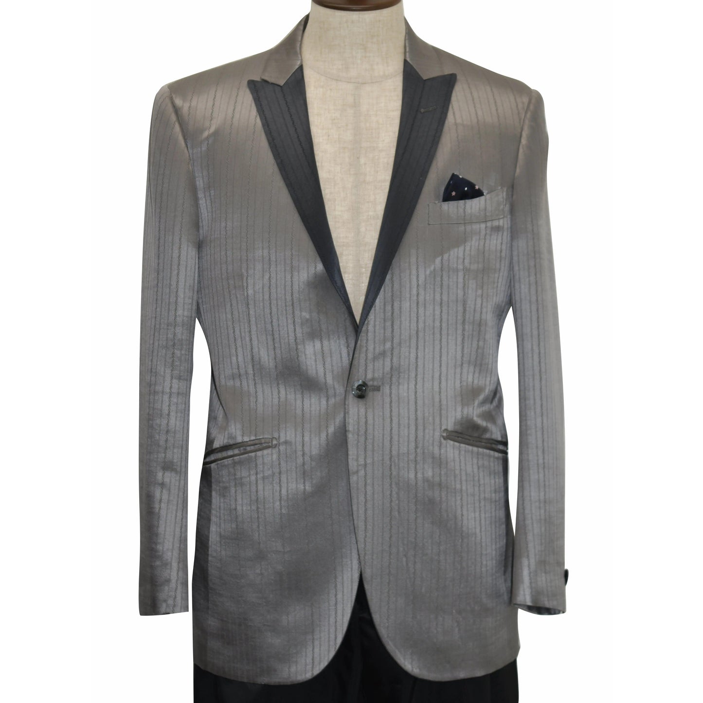 Tuxedo & trousers, Italian Silk Blend Wool, Single Jacket and Pants Silver Men's 48L FORTUNA Tokyo